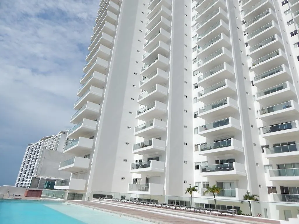 فندق كانكونفي  Departamento En Malecon Las Americas 0*, كانكون